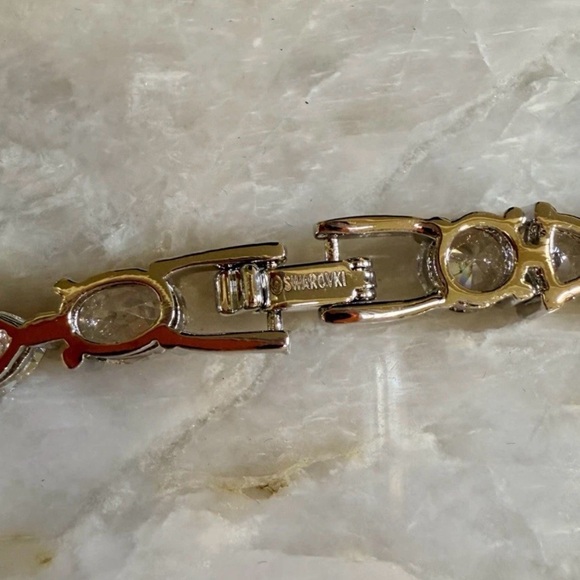 Swarovski Crystal Silver Necklace - Picture 4 of 8